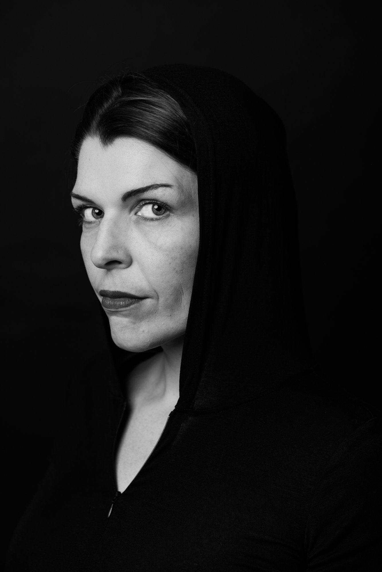 Portrait — Robin